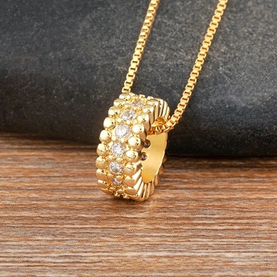Round Choker Necklaces