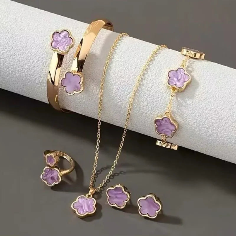 Five-Piece Set Flower Clover