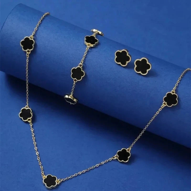 Five-Piece Set Flower Clover