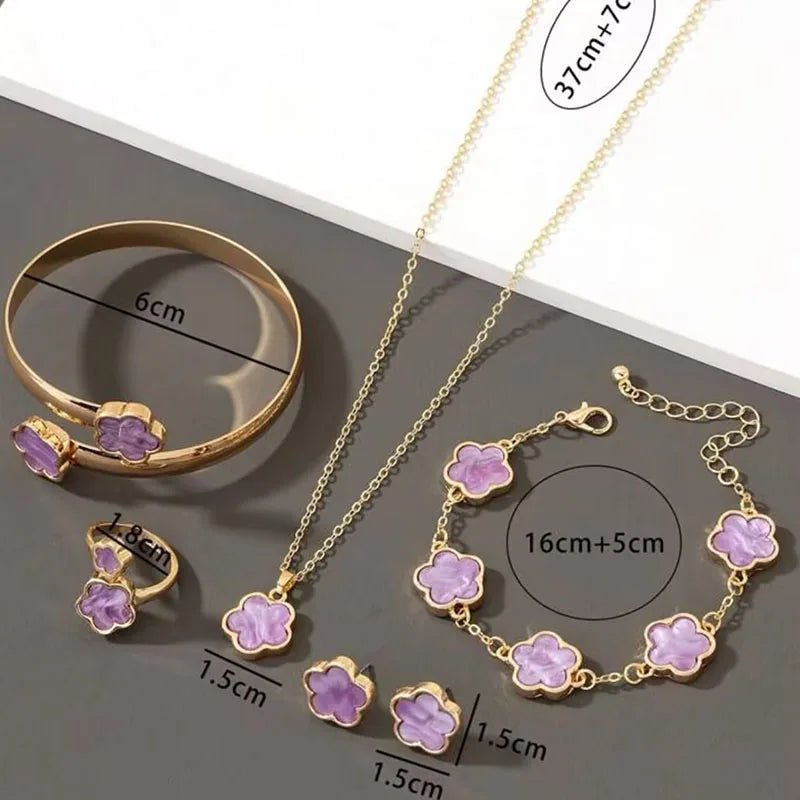 Five-Piece Set Flower Clover